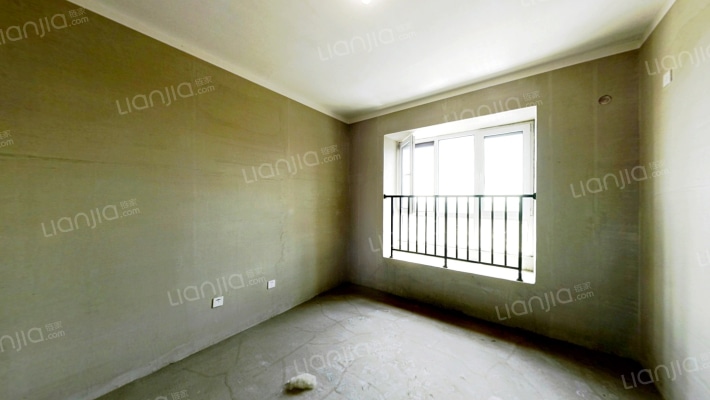 全朝阳三居室，采光好，视野好，小区环境好-卧室C