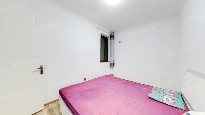 新干线南向两居  采光好 楼间距大 视野开阔-卧室A