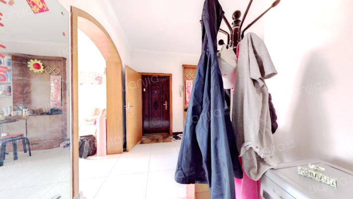 紫晨小区南北通透正规两居本满五年税费低-餐厅