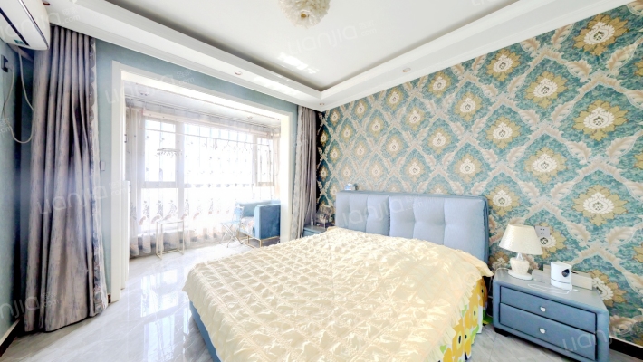 天伦湾现代精装 南北3居 拎包入住 房主没怎么住过!-卧室B