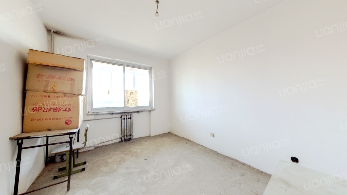 东兴小区  满五唯一  业主诚意出售  采光视野没问题-卧室A