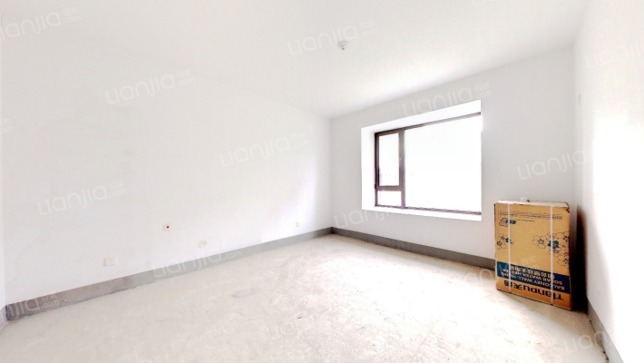 鸿坤南院幽静洋房，近高铁，一梯一户，前后水系-卧室C