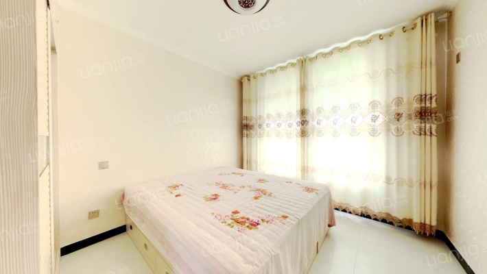 小区环境好，通勤方便，优良房源，业主诚意出售-卧室A