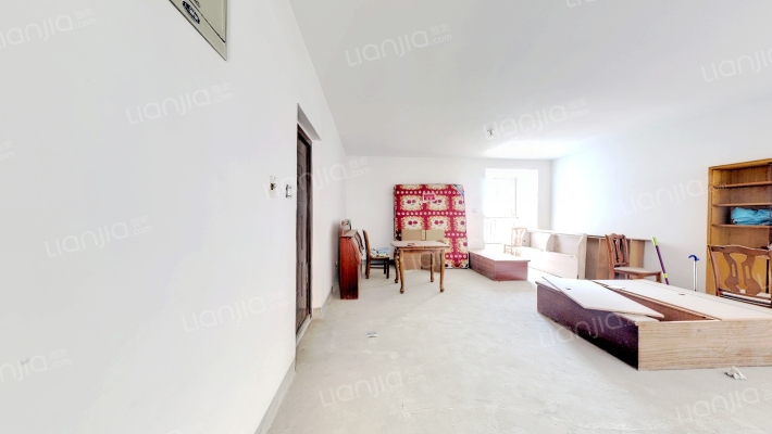 ：房本满二 视野好，南北通透采光好-客厅