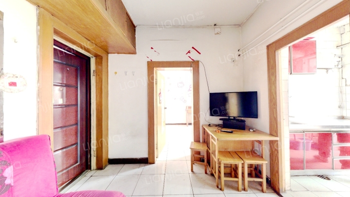 桃园区南向两居 全天采光 房本满五-客厅