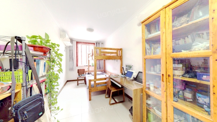 德信公园南侧，板楼大社区，名流枫景洋房三居室-卧室C