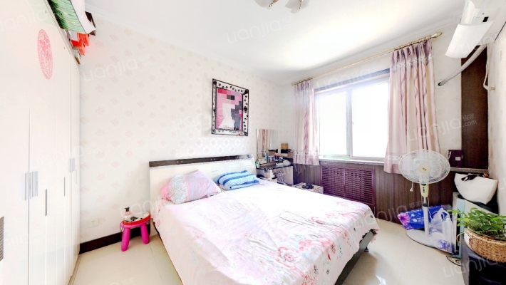 房本满五唯一， 小区集中供暖 看房随时 业主诚心出售-卧室B