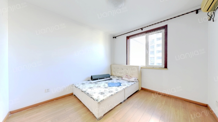 双塔区香港豪庭精装三居，本满五不唯一-卧室A