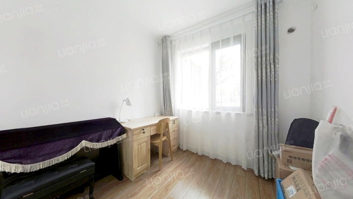 天伦湾 样板间户型 精装修自住标准 拎包入住 价格可聊-卧室C