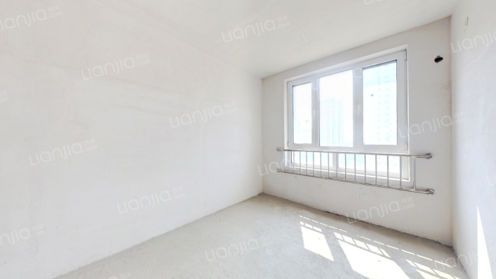 德信公园北侧 翡翠滨江 三居室 中高层 户型方正-卧室A