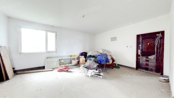 天保郦景大三居710年大产权，市区三居双卫毛坯房-客厅