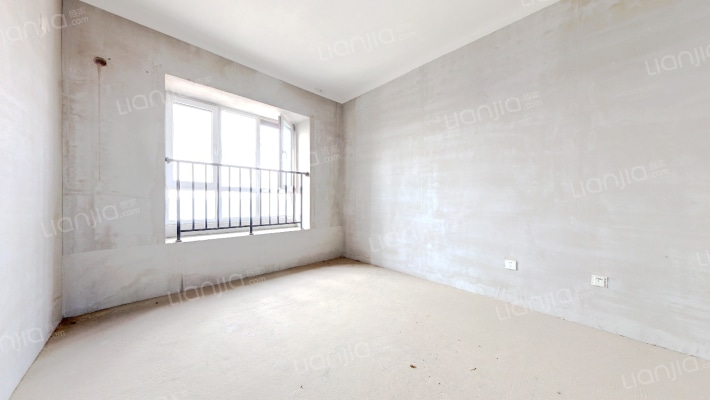 华融现代城南北通透三居，采光好，视野好，小区环境好-卧室C