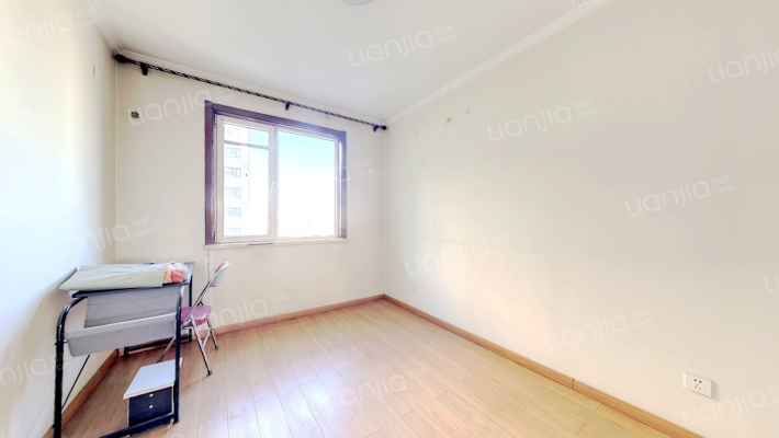 双塔区香港豪庭精装三居，本满五不唯一-卧室B