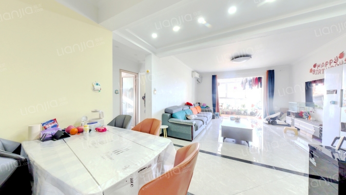 香邑溪谷上园南北通透四居室 精装修-客厅