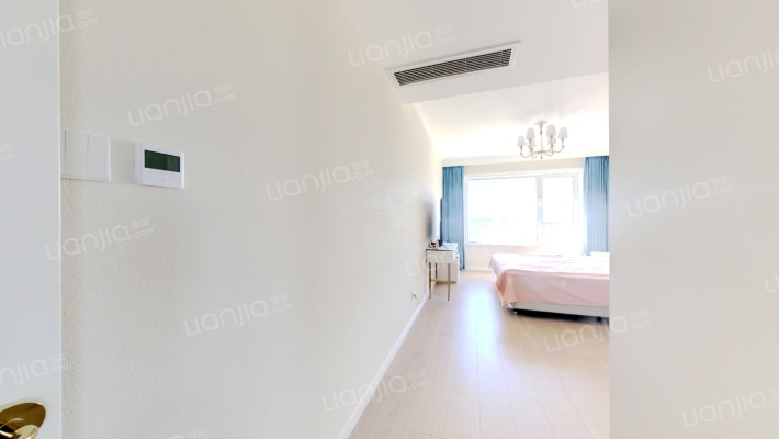 集体供暖，精装修南北通透三居，房本满二-卧室A