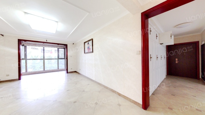 开发区 御景园 精装三居室 带车位地下室-客厅