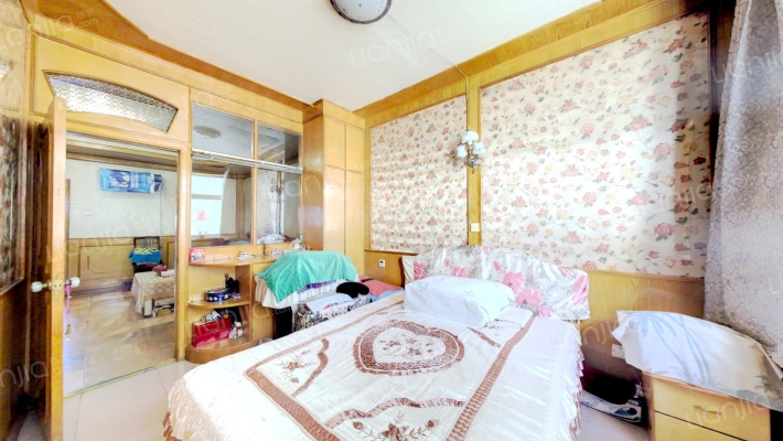 出售范阳路二水厂小区，集中供暖，交通便利三居室。-卧室B