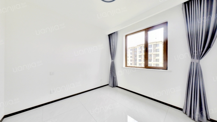 鸿坤新干线  南北通透三居室  全明格局  精装修-卧室B