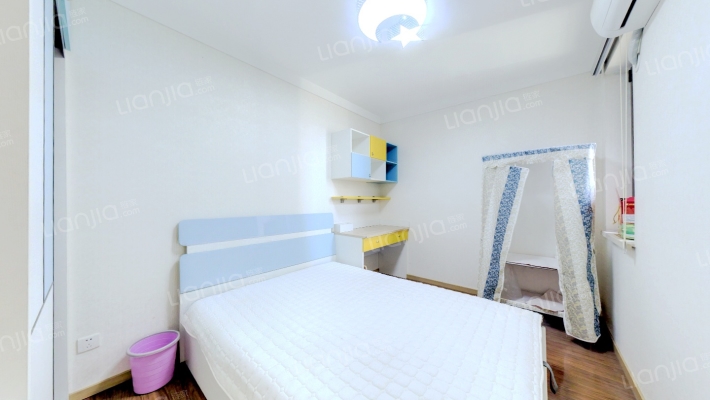 业主好沟通，房子精装修，家具家电齐全，可拎包入住-卧室A