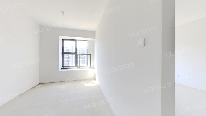 高铁板块南北通透四居室，三面宽朝南，一梯两户-卧室A