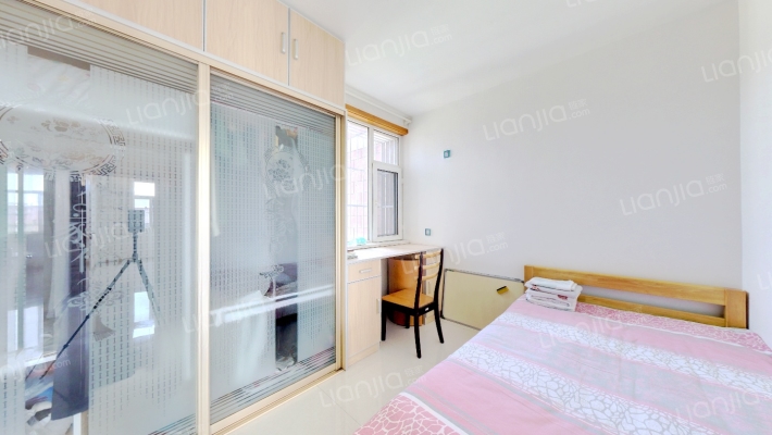 满五唯一，南北通透大三居，精装修带电梯-卧室B