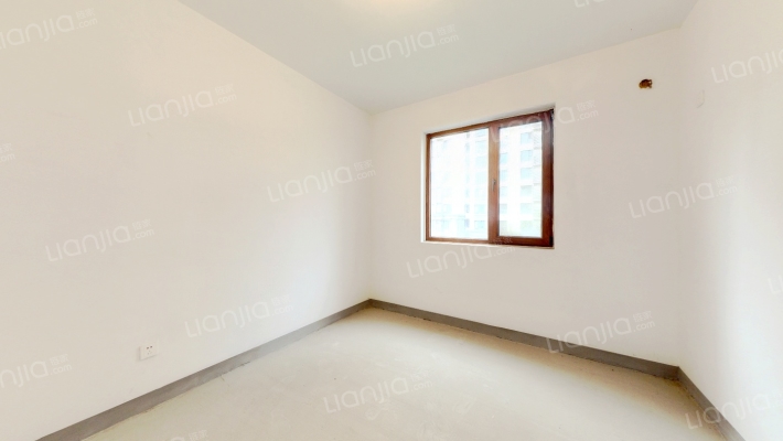 满二洋房 前后露台 小区中间 3居2卫 东户-卧室A