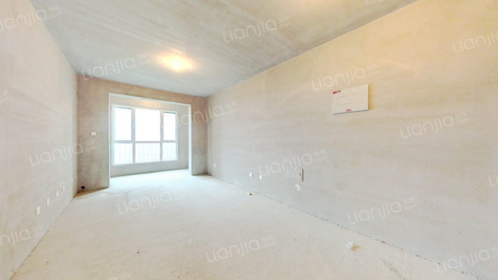 ：有本 南向2居 户型方正 全天采光-客厅