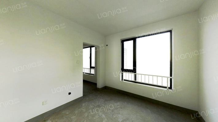 满五，毛坯房，随意装修，中间楼层，采光视野好-卧室C