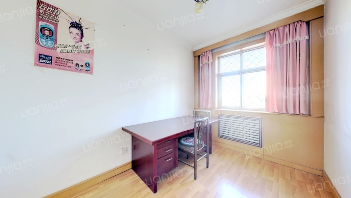 平安大街，好楼层，南北通透大三居80万-卧室C