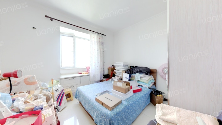 南向两居拎包入住，楼层好，采光好-卧室B