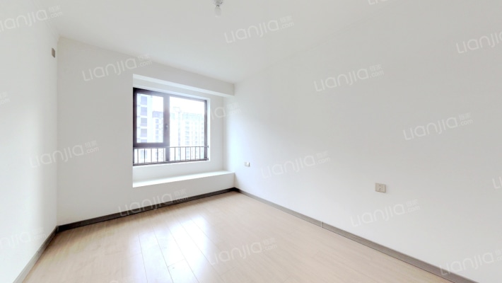 南北通两居，新房未住，小区环境优美-卧室A