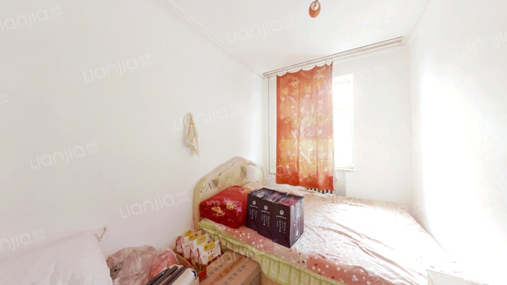 出售蓝天生活小区2楼55平米60万产证满五年-卧室A