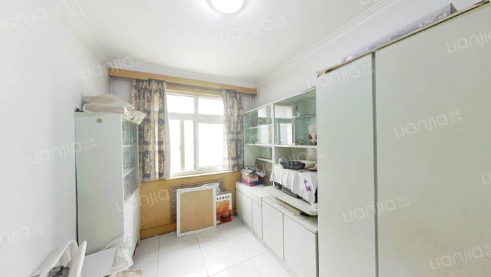 满五年唯一，板楼3层，南北通透，出价聊就行-卧室C