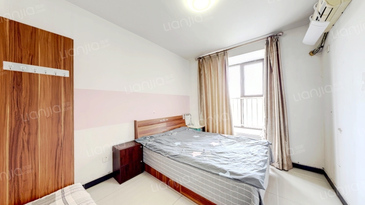 涿州高铁东站，鸿坤理想湾全明一居室，卫生间带窗户-卧室