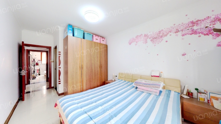 德信公园南侧，板楼大社区，名流枫景洋房三居室-卧室B