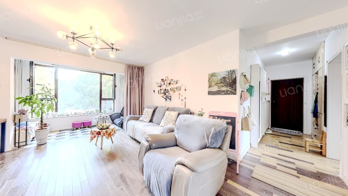 此房南北通透大三居，双卫，明厨明卫-客厅