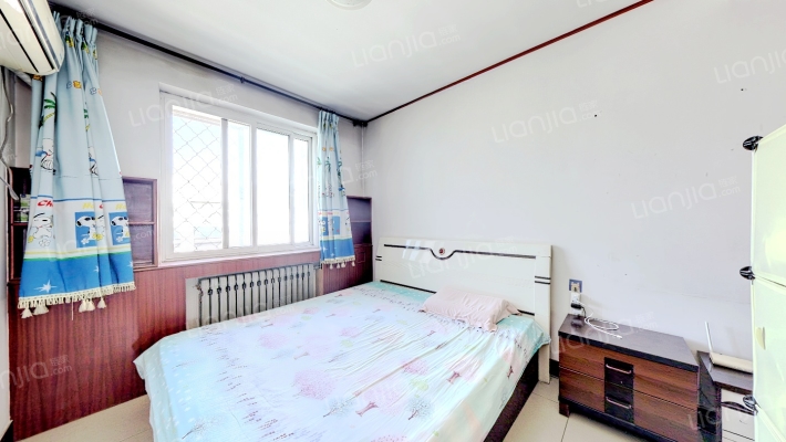 联合小区六号院 带南向露台 带地下室-卧室B