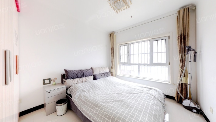 精装朝南朝南三居，交通方便配套齐全-卧室B