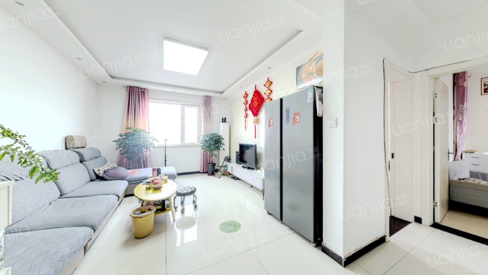 户型方正，中上楼层，采光好，小区环境好-客厅