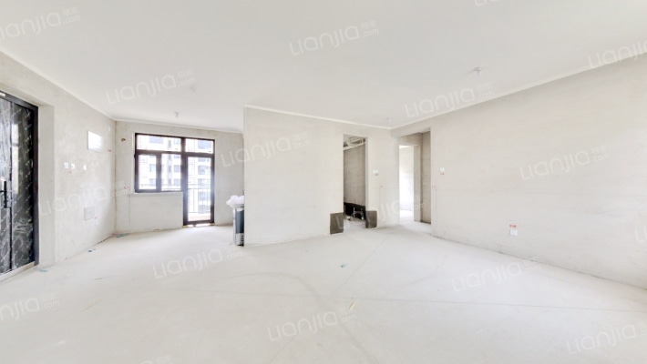 出售 凤麟府南北通透三居双卫 毛坯  户型好-客厅