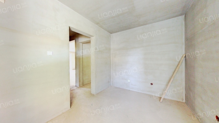 御景园  南北三居  满二  带地下室-卧室A