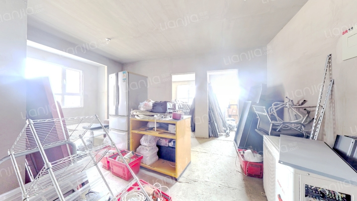 楼栋位置好可以达到全天采光，户型好，视野好-客厅