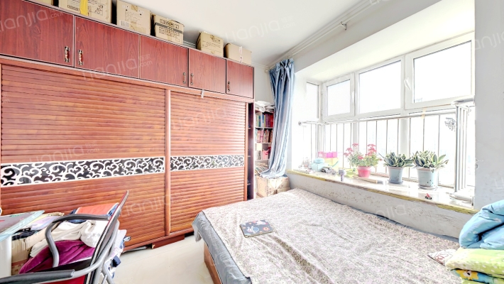 涿州钻石商圈玫瑰大街，电梯两居-卧室B