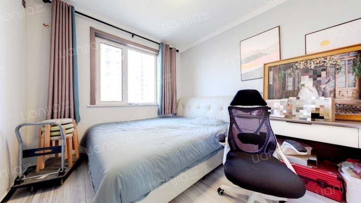 天保绿城精装修，南北通透大三居-卧室C