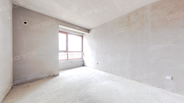 邻范阳路，房本满二，南北通透大四居，双卫大平层-卧室B