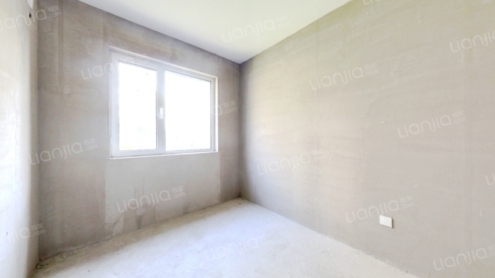 2024年交房，南北通透的三居室，楼前无其他楼栋-卧室B