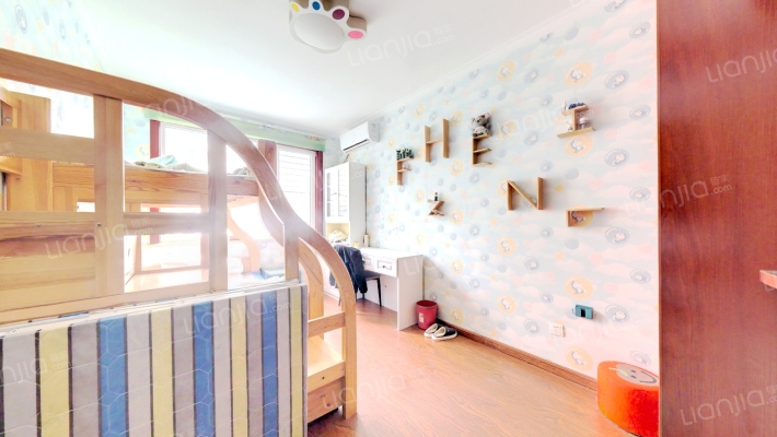 金竹花园，精装修3居，空中花园，满二-卧室A