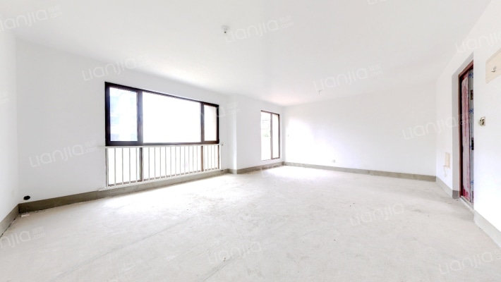 鸿坤理想湾，洋房电梯入户，一梯一户，视野好采光好-客厅