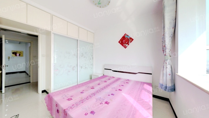 精装婚房三居室，户型方正，房本满五-卧室B