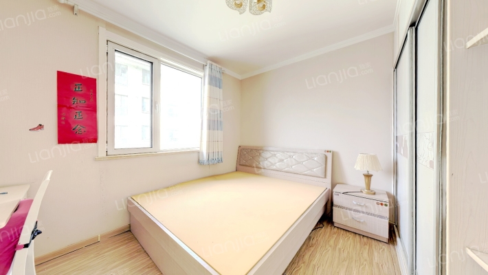 德信公园旁，翡翠城好楼层南向两居-卧室A